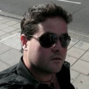 Profile picture for Luis