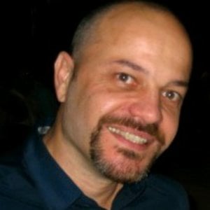 Profile picture for Luis Élye