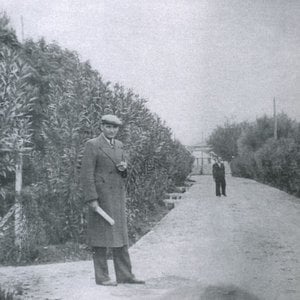 Profile picture for Gardens Documentary