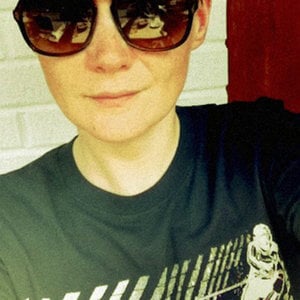 Profile picture for CARA HOLMES