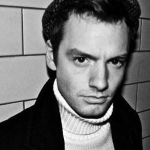 Profile picture for Jonathan Pryce
