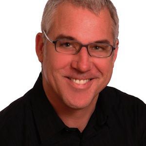 Profile picture for Perry Thomas