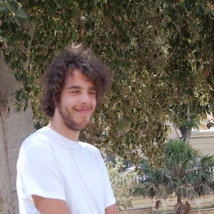 Profile picture for Tiago Simões