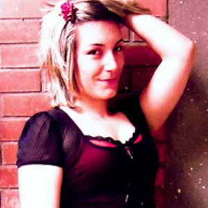 Profile picture for Julie Maggi