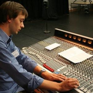 Profile picture for Andrew Hill