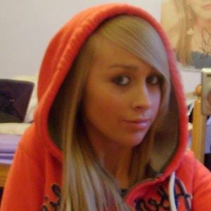 Profile picture for HOLLY MURDOCH