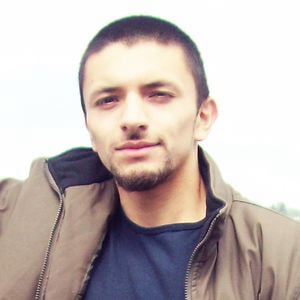 Profile picture for Roberto Manriquez