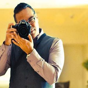 Profile picture for Carlos Valentino