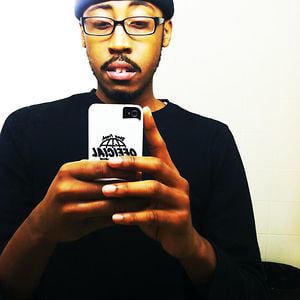 Profile picture for b