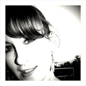 Profile picture for Lindsay Seyffert