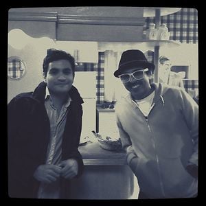 Profile picture for Tepo & Chon @ MAN ON THE MOON.