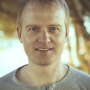 Profile picture for Simon Bolz