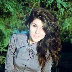 Profile picture for JuliaComa