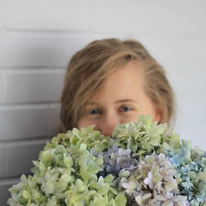 Profile picture for Laura Wright