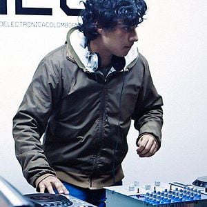 Profile picture for luis villamil
