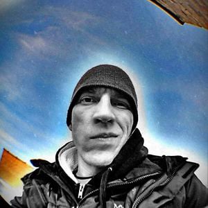 Profile picture for Bartek Jeekoos