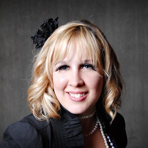 Profile picture for Barbie Hull