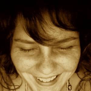 Profile picture for carol carneiro