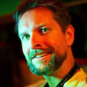 Profile picture for Mike Curtis