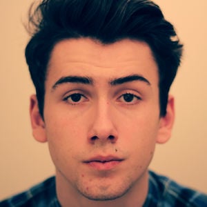 Profile picture for Leon Jacobs