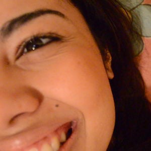 Profile picture for Esther Queiroz