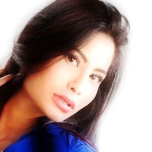 Profile picture for Victoria Simone Gee