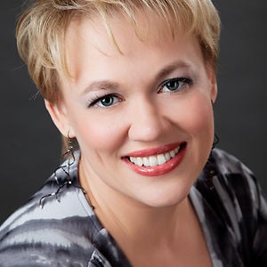 Profile picture for Alina Vincent