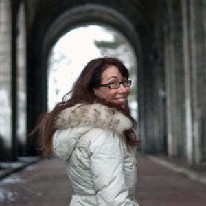 Profile picture for Amanda Lin Costa