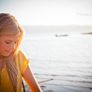 Profile picture for elle pothier.