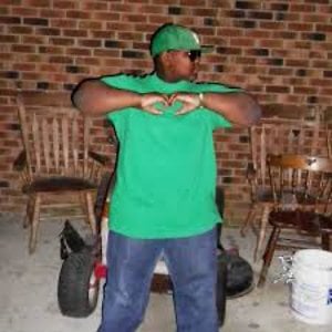 Profile picture for demetrius shaw