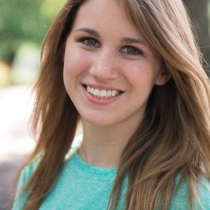 Profile picture for Anna Dearth