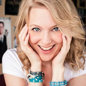 Profile picture for LaRae Lobdell