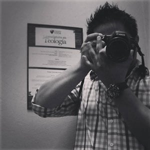 Profile picture for Carls García