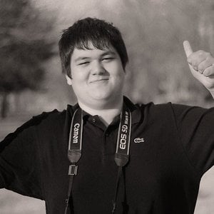 Profile picture for Andrew Syrattanakoun