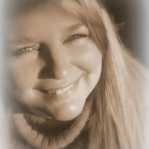 Profile picture for Dawn Pollock