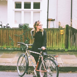 Profile picture for Izy Hossack - Top With Cinnamon