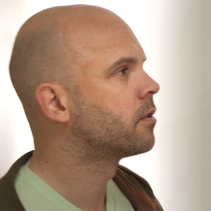 Profile picture for Simon Ellis