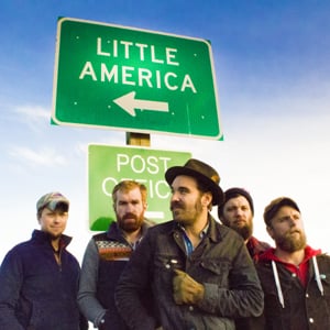 Profile picture for Red Wanting Blue