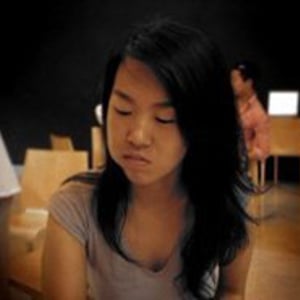 Profile picture for very_moment_