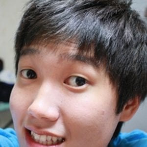 Profile picture for simon