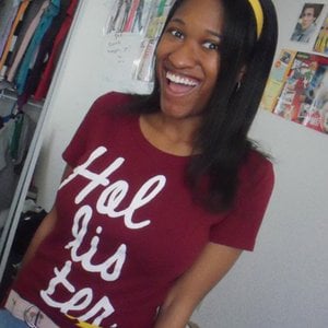 Profile picture for Dee Mackey