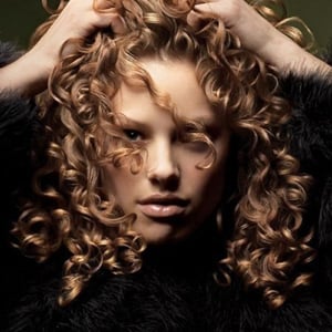 Profile picture for Viola Komarenko