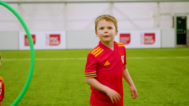 Footie Families | Stadium Throw