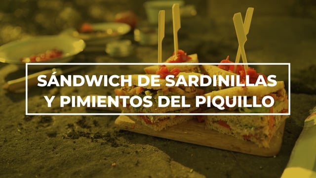 Sándwich de pimientos del piquillo y sardinillas - Los picnics de Amanda