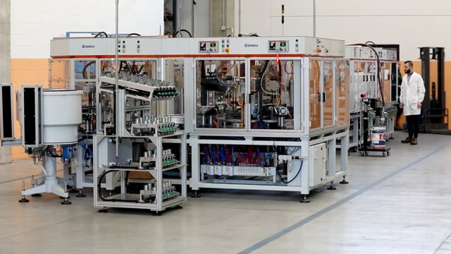 Automatic assembling and testing line