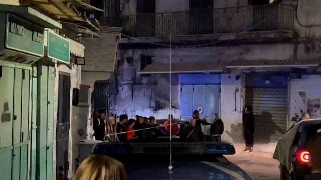 Video Cadavere Crivellato Di Colpi In Auto A Miano Ucciso Il Killer