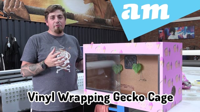 Vinyl Print Wrapping of Gecko Cage from Print to Finish, Wrapping Tips and Tricks with Live Gecko