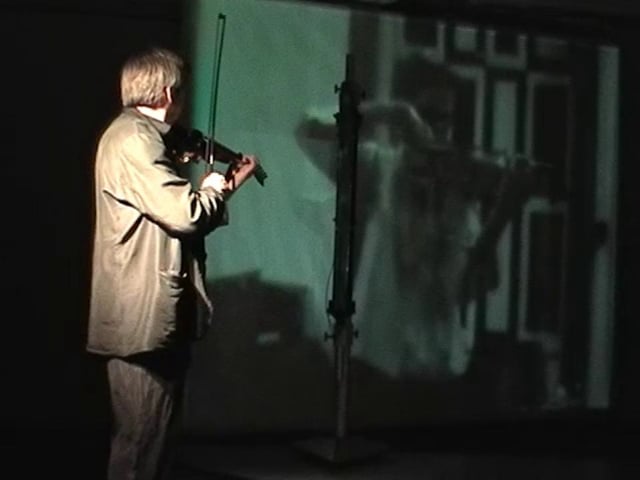 Steina / Performance of 'The Maiden' / Tokyo 1998