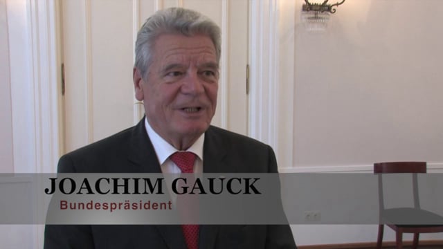 Bundespräsident Joachim Gauck im Interview am 14.11.2013 im Schloss Bellevue