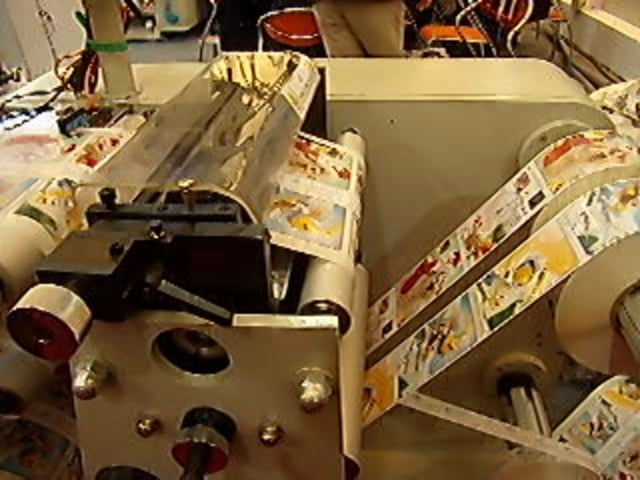 DK-320 label slitter rewinder
